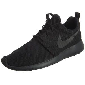 Black on Black NIKE Roshes
